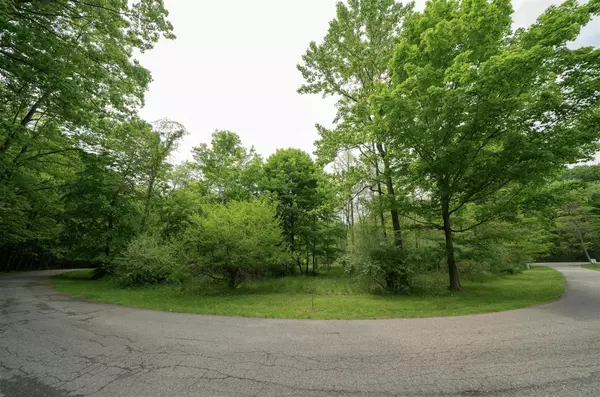 South Haven, MI 49090,7070 Glenn Oaks Drive
