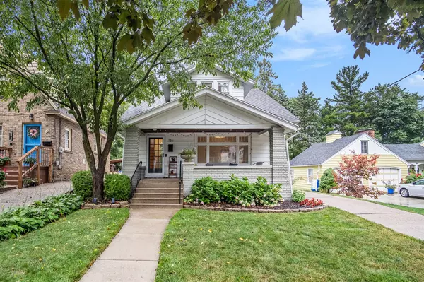 136 Baynton Avenue, Grand Rapids, MI 49503