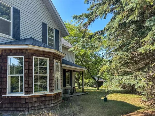11529 168th Avenue, Grand Haven, MI 49417