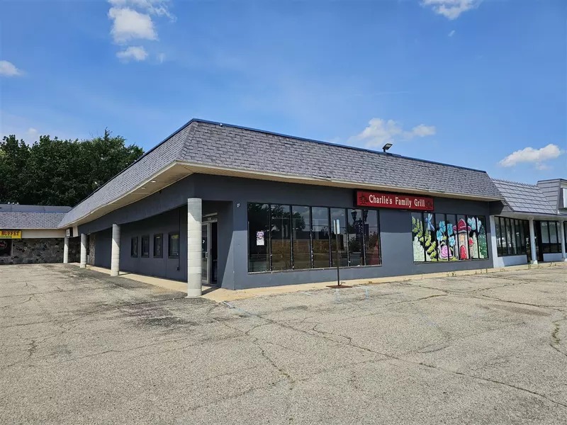 1025 W Main Street, Fremont, MI 49412-1420