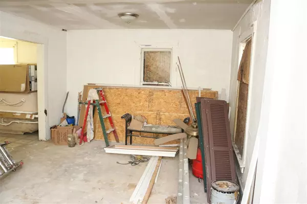 Jackson, MI 49203-3112,1014 Woodbridge Street