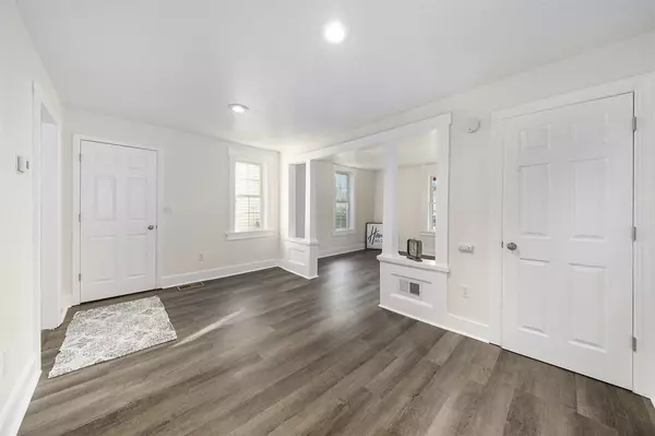 Milan, MI 48160,17 Gay Street