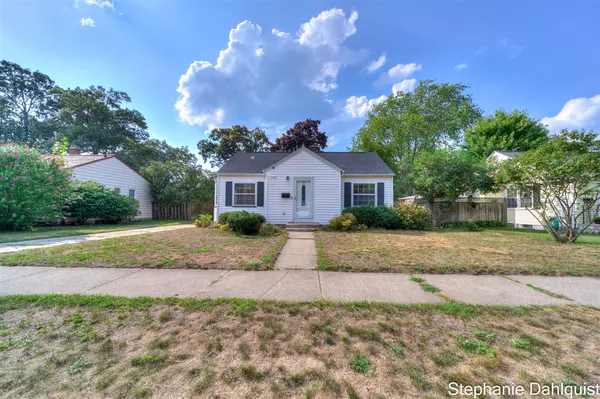 North Muskegon, MI 49445,2210 Oak Avenue