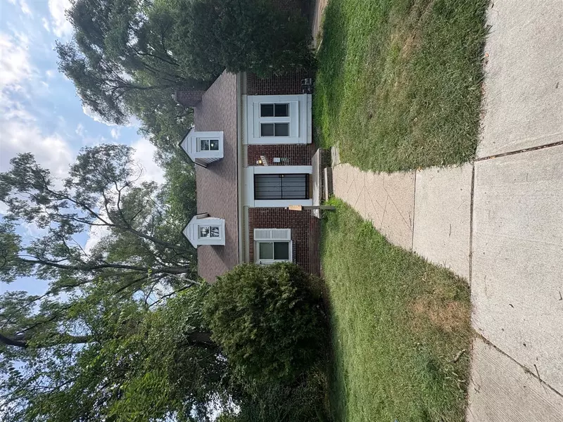 19386 Yonka, Detroit, MI 48234