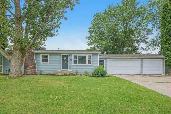 295 8th Street, Cedar Springs, MI 49319-9483