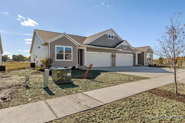 994 Scioto Drive, Comstock Park, MI 49321