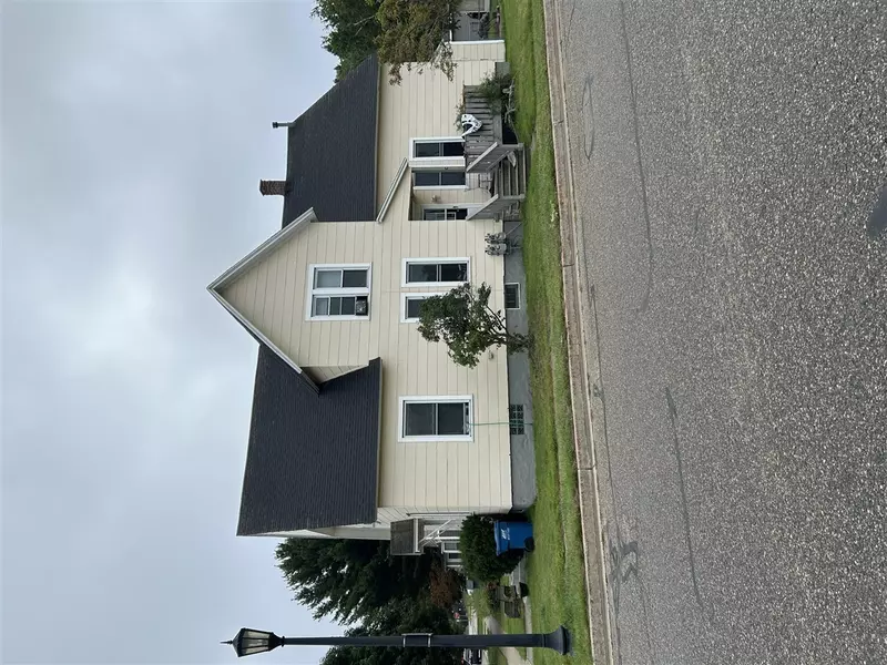 109 W Melendy Street, Ludington, MI 49431