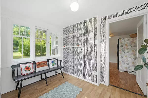 Paw Paw, MI 49079-49079,210 Drew Street