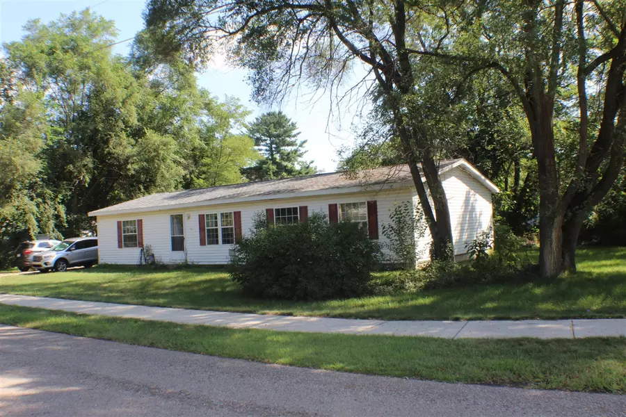 310 Grant Street, Allegan, MI 49010-1098