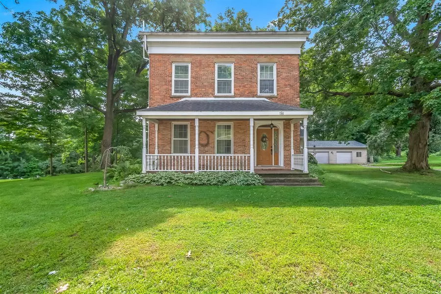 509 W Chicago Street, Jonesville, MI 49250-1146