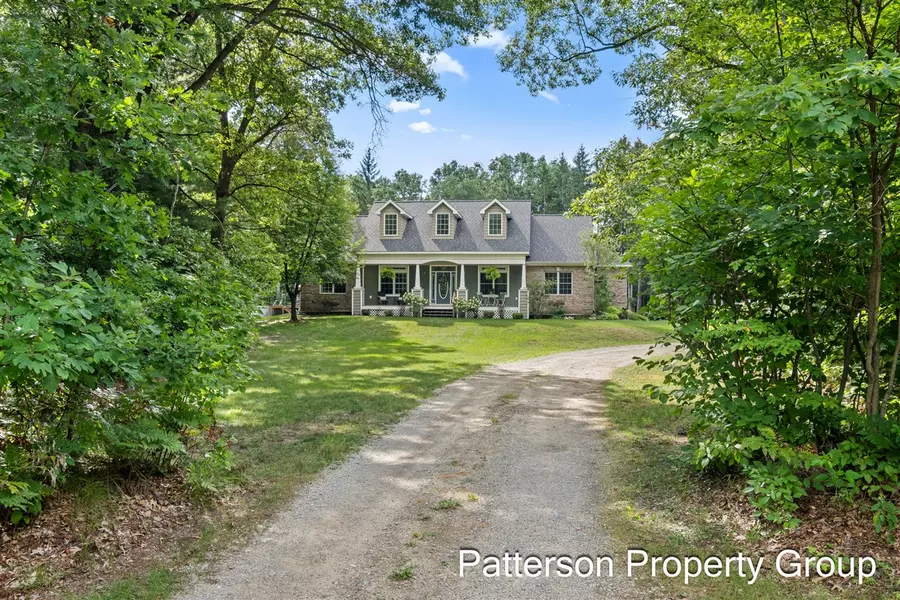 3164 Jamestown Lane, Fruitport, MI 49415-9705