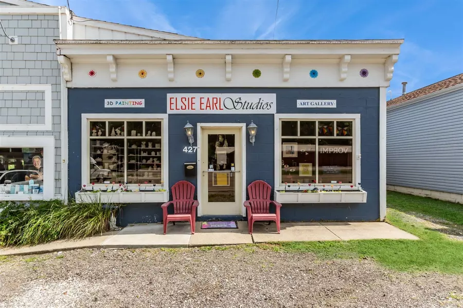 427 S Whittaker Street, New Buffalo, MI 49117