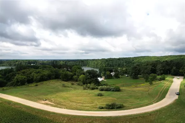 W Waters Edge Drive Drive, Scottville, MI 49454