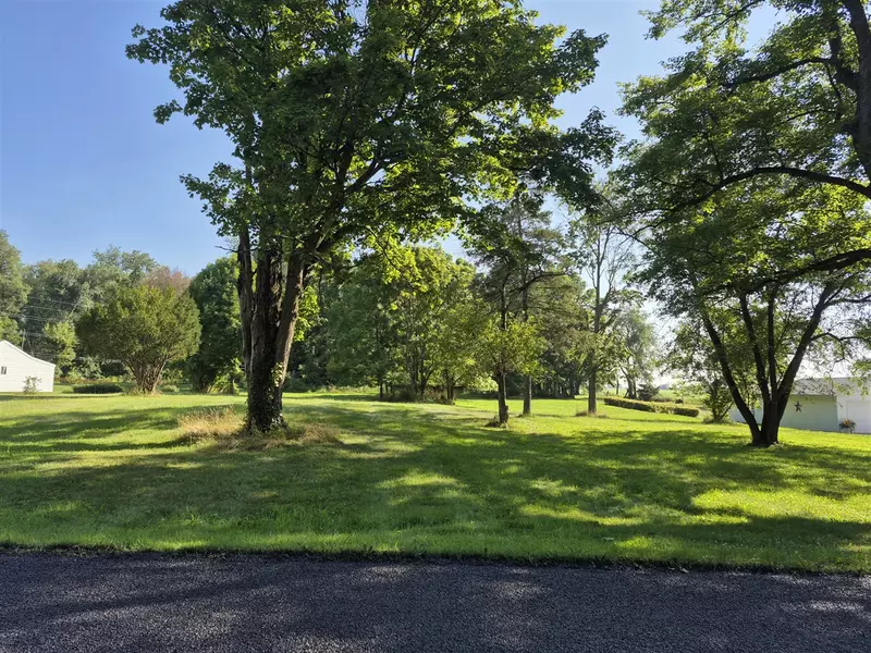 309 Highland Street, Jonesville, MI 49250-9420