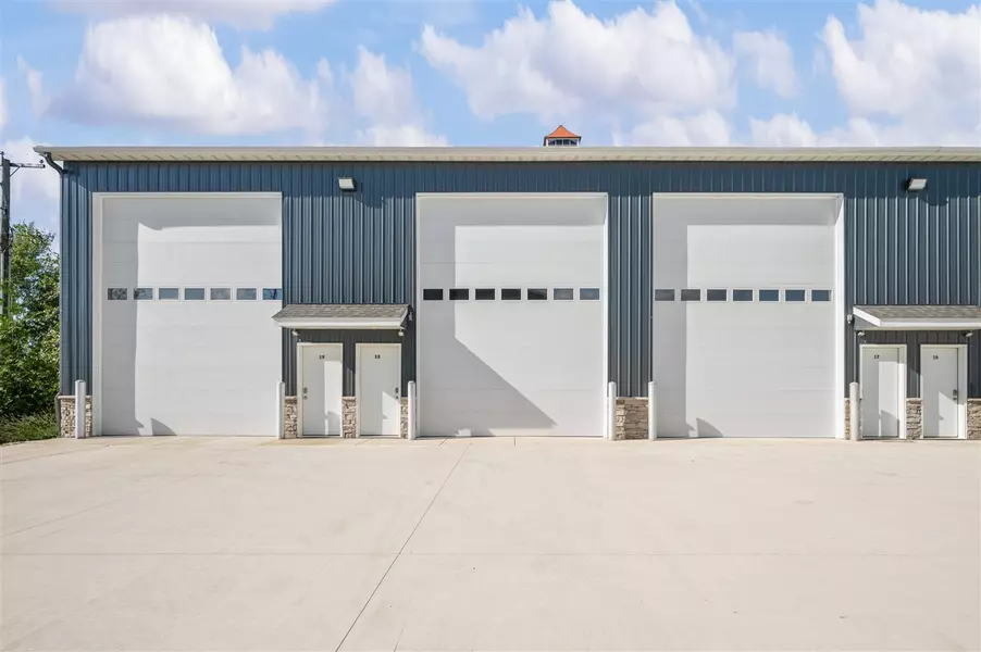 185 Anchors Way, Saint Joseph, MI 49085-1160