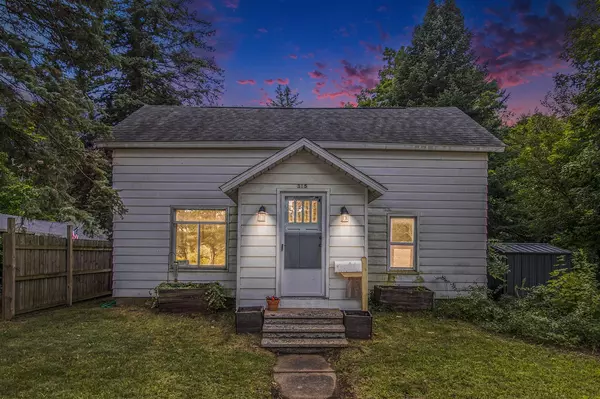 Plainwell, MI 49080,315 W Allegan Street