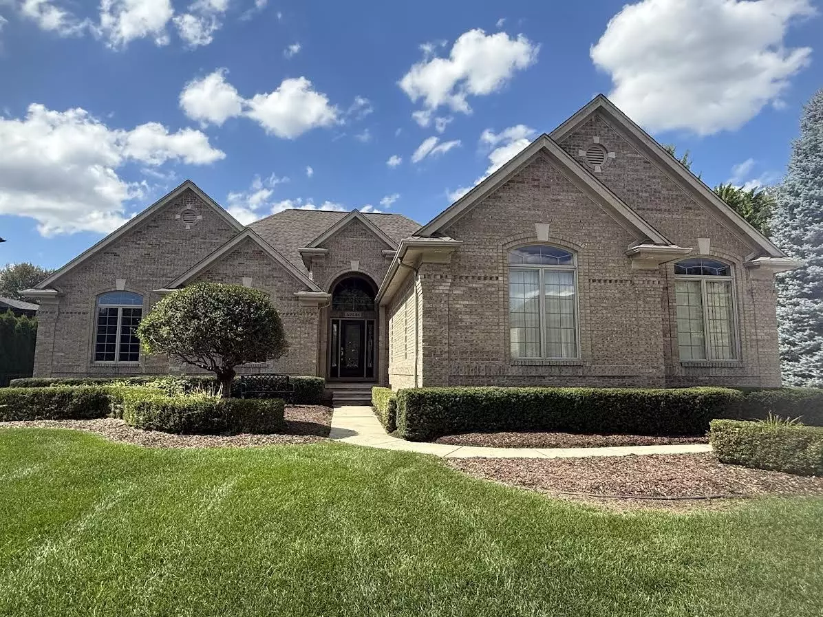 Shelby Twp, MI 48315,52221 Chickadee Lane