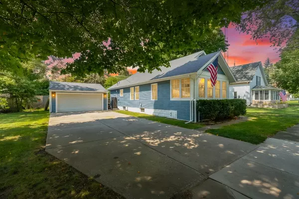 Watervliet, MI 49098,332 SUTHERLAND Avenue