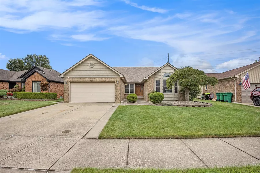 46293 fox run drive Drive, Macomb, MI 48044