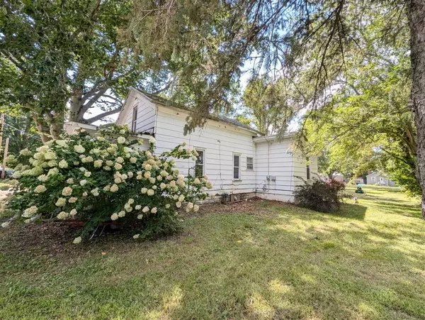 Bangor, MI 49013,526 Alexander Avenue