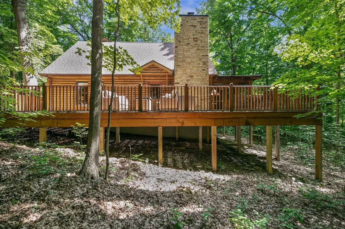 Buchanan, MI 49107-8224,331 Charlestown Colony