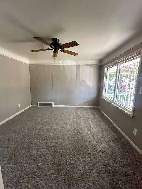 Lincoln Park, MI 48146-3916,1858 Leblanc Street