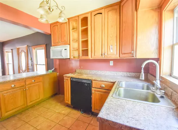 Montgomery, MI 49255,115 N Michigan Street