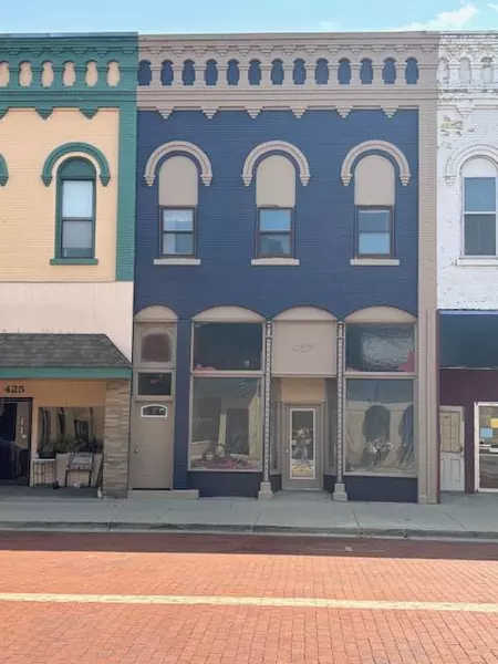 427 W Main Street, Ionia, MI 48846