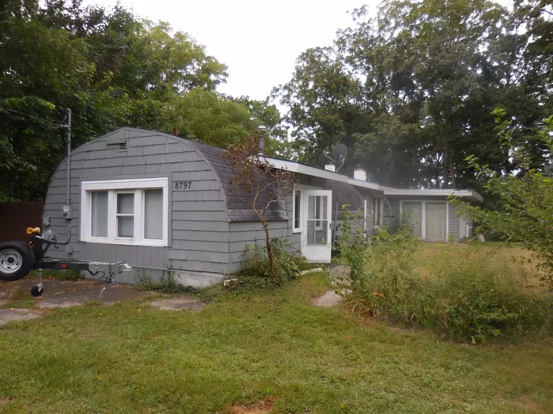 8797 E Gull Lake Drive, Augusta, MI 49012