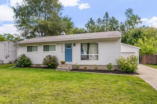 5545 Roanoke Street, Portage, MI 49024-1285