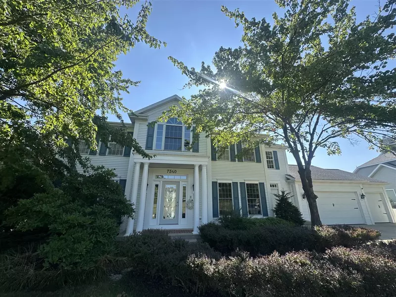 7340 Royal Ridge Drive, Caledonia, MI 49316-9039