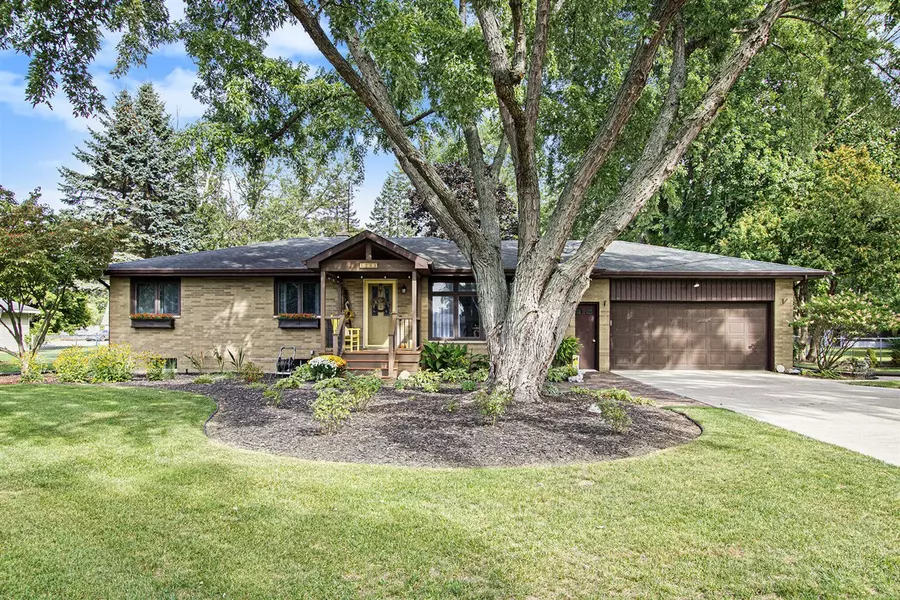 5293 Washington Avenue, Saint Joseph, MI 49085