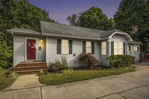 Buchanan, MI 49107,322 N Cayuga Street