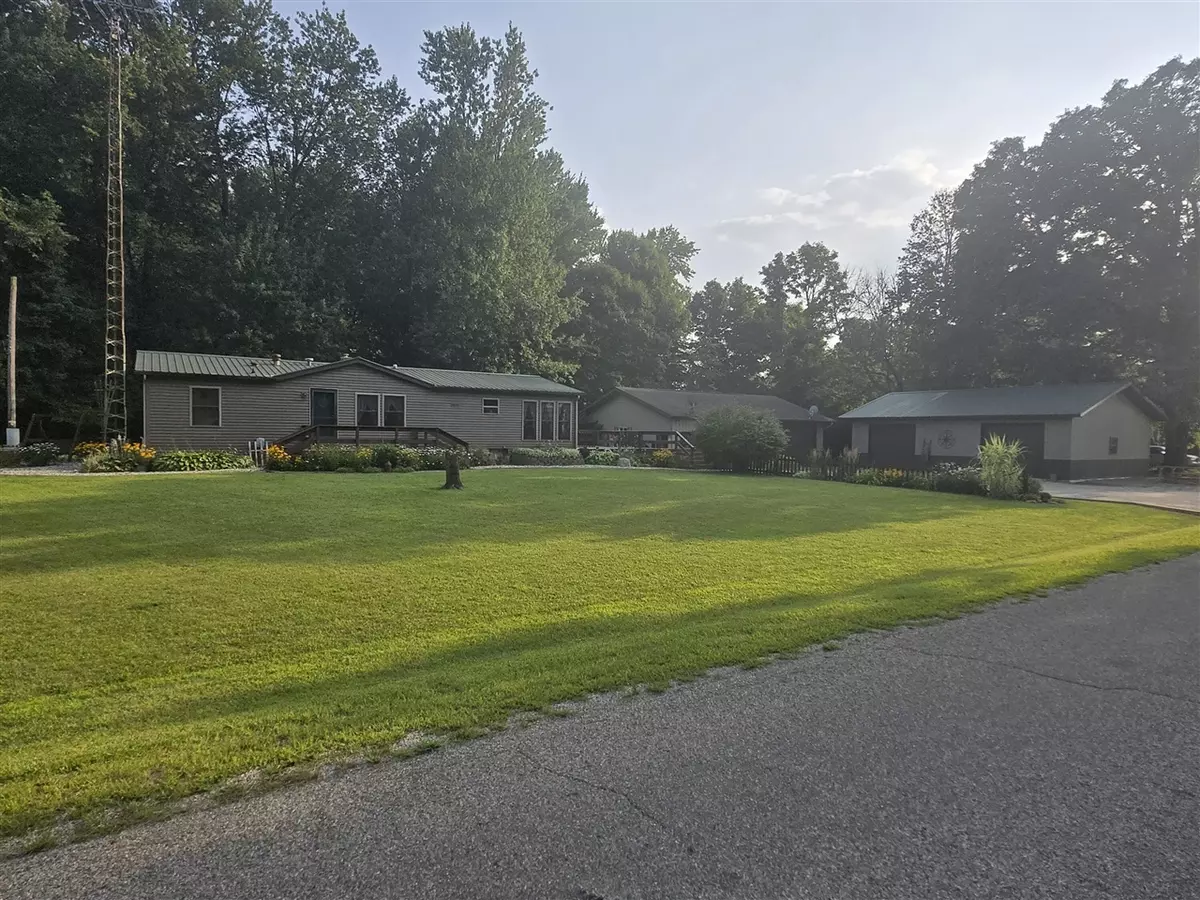 Bronson, MI 49028-9728,769 Kosmerick Road