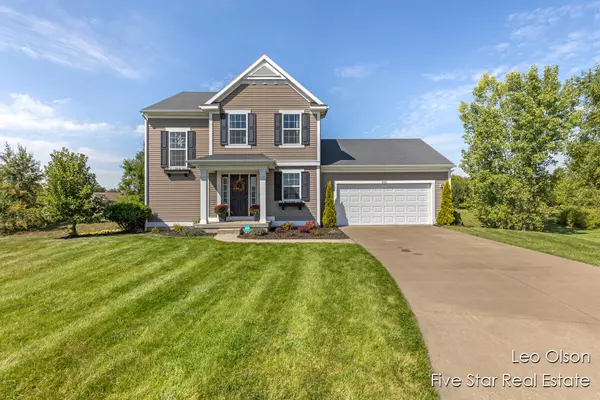 605 Scott View Court, Comstock Park, MI 49321-8039