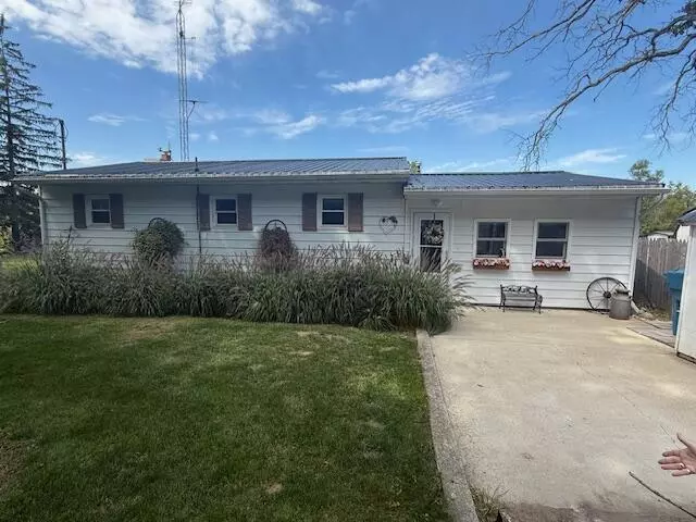 5422 Ridge Drive, Reading, MI 49274