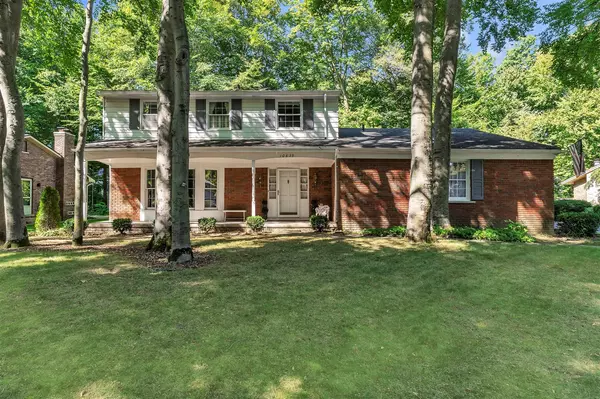 10839 Brookwood Drive, Plymouth, MI 48170-3812