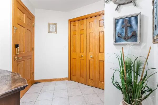 Saint Joseph, MI 49085,260 Water Street