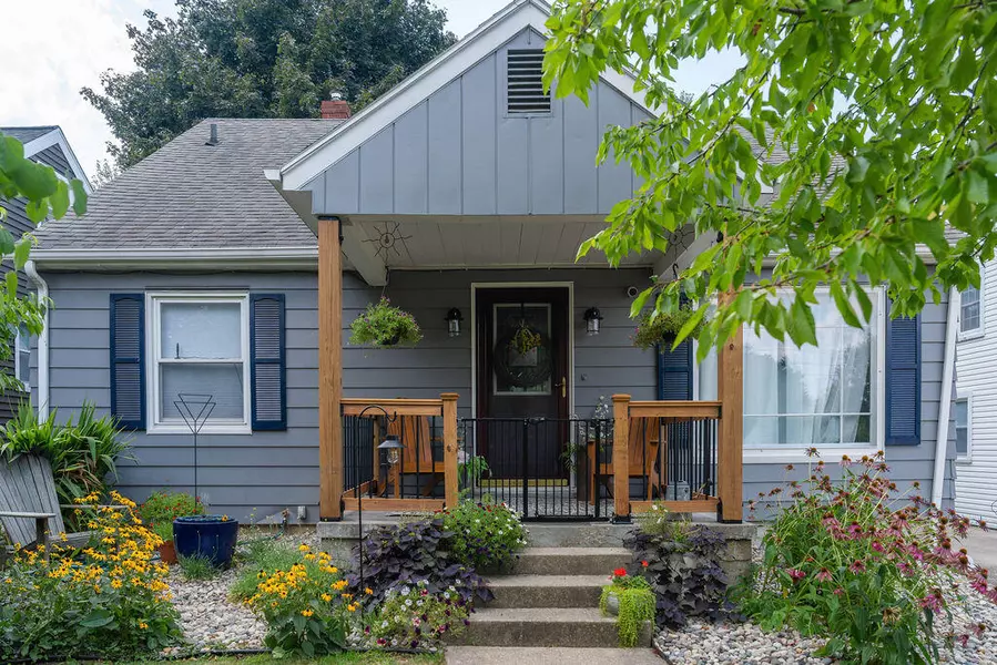 1439 Parkhurst Avenue, Grand Rapids, MI 49504-2646