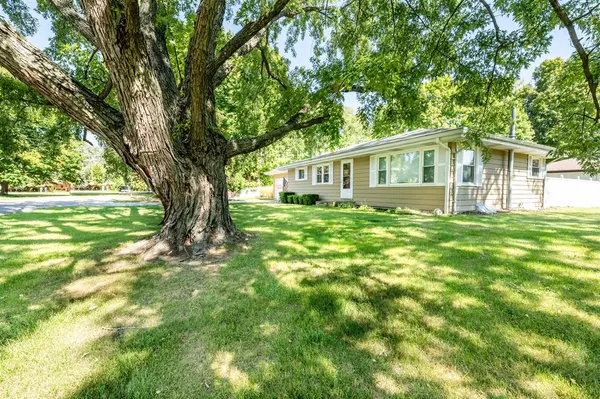 Saint Joseph, MI 49085-3625,3215 Meade Court