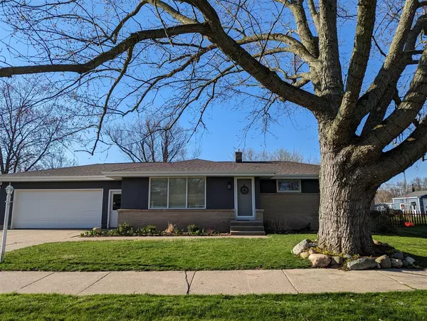 54 W 35th Street, Holland, MI 49423-7115