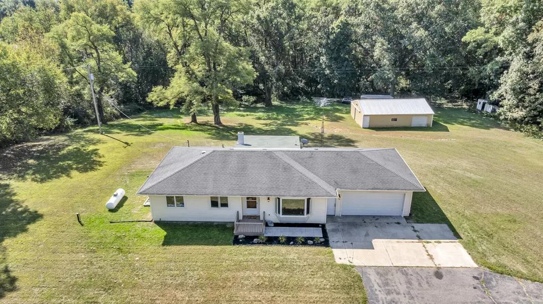 8325 Folks Road, Hanover, MI 49241-9788