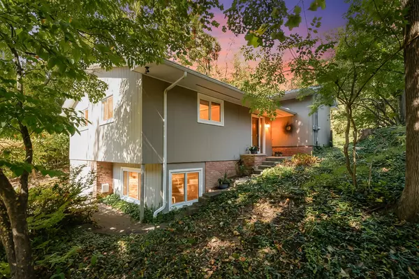 1804 Evanston Avenue, Kalamazoo, MI 49008-1726
