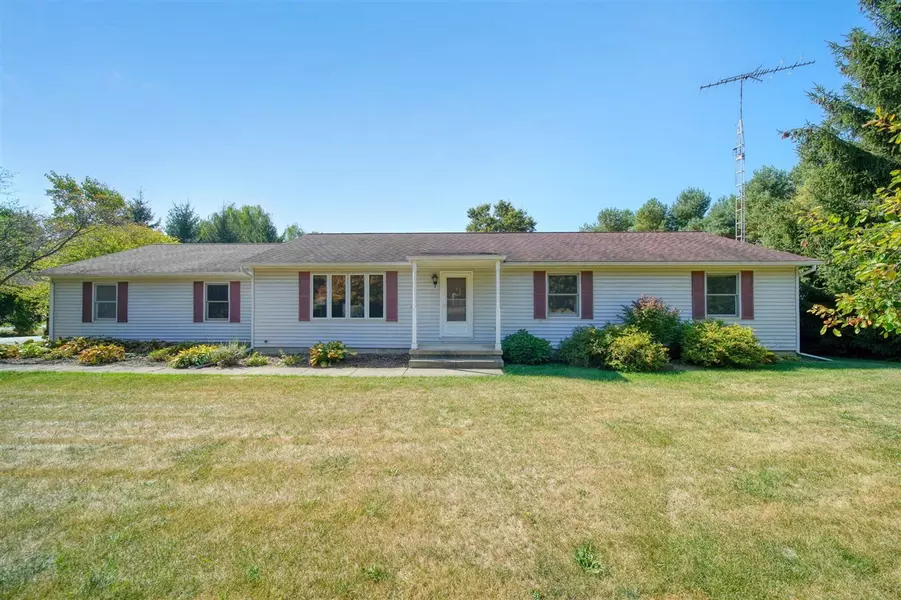 8050 Case Road, Brooklyn, MI 49230