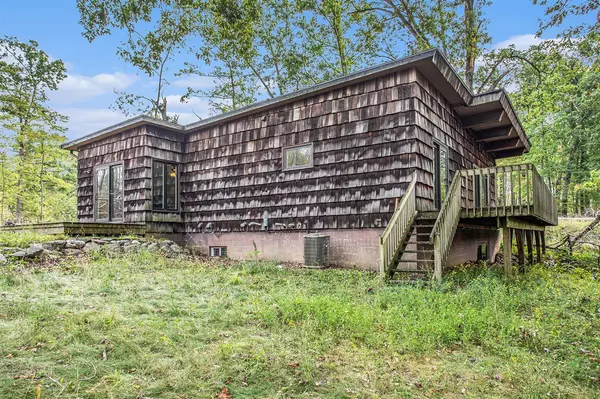 22485 Clear Lake Road, Battle Creek, MI 49014-8130
