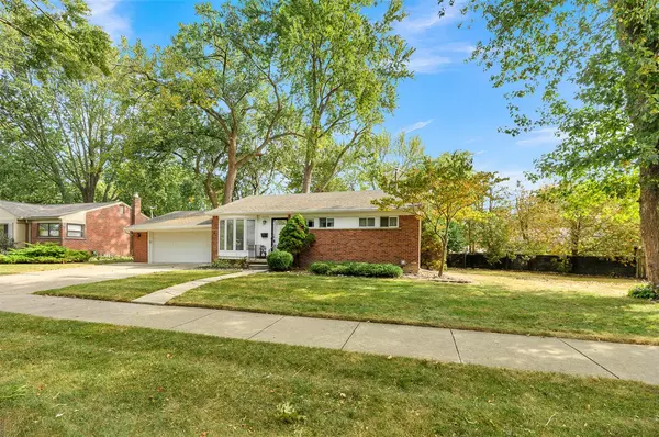 Saint Clair Shores, MI 48080-2130,22726 Lingemann Street