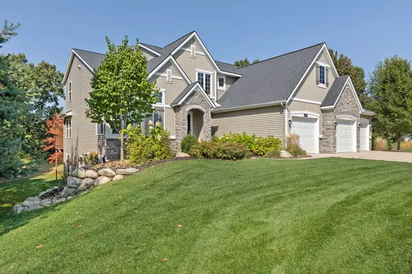 3459 Wolven Ridge Drive, Rockford, MI 49341