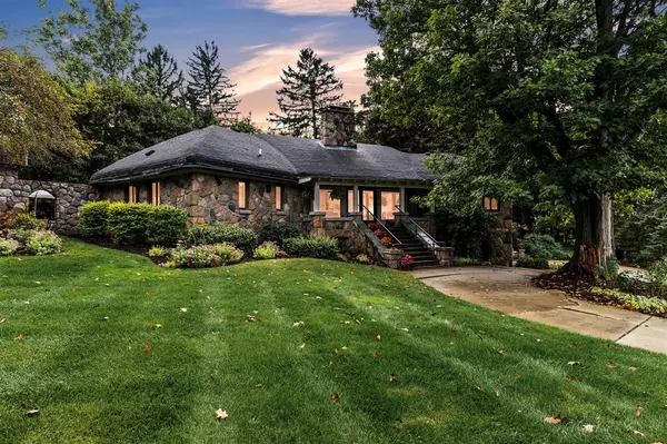 10320 Harpers Ferry Court, Whitmore Lake, MI 48189