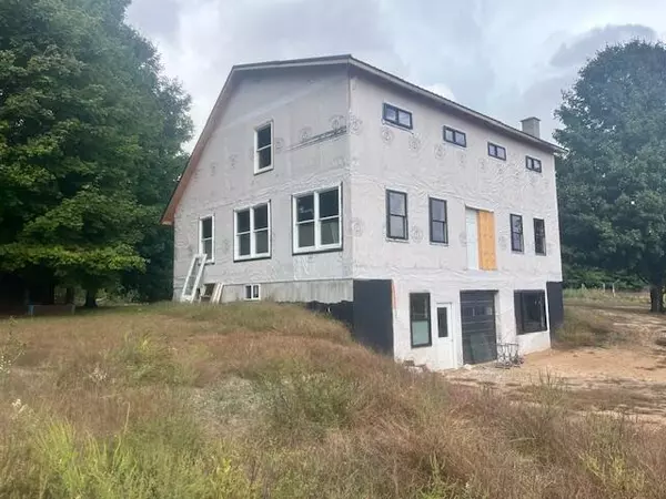 VL55 Nine Mile Road, Kaleva, MI 49645