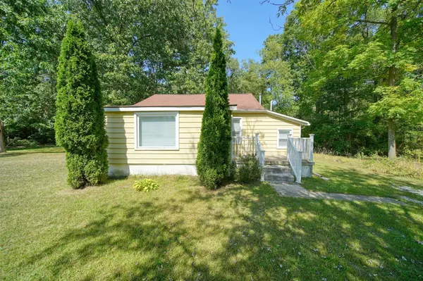 48000 Wear Road, Belleville, MI 48111-9387